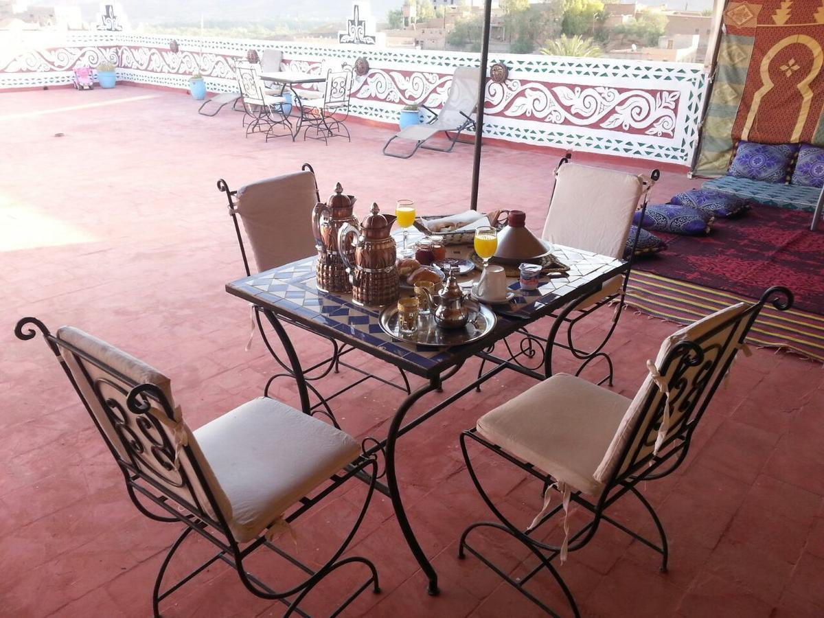 Hotel Dar Ilyana Ait Tiourhza Zewnętrze zdjęcie